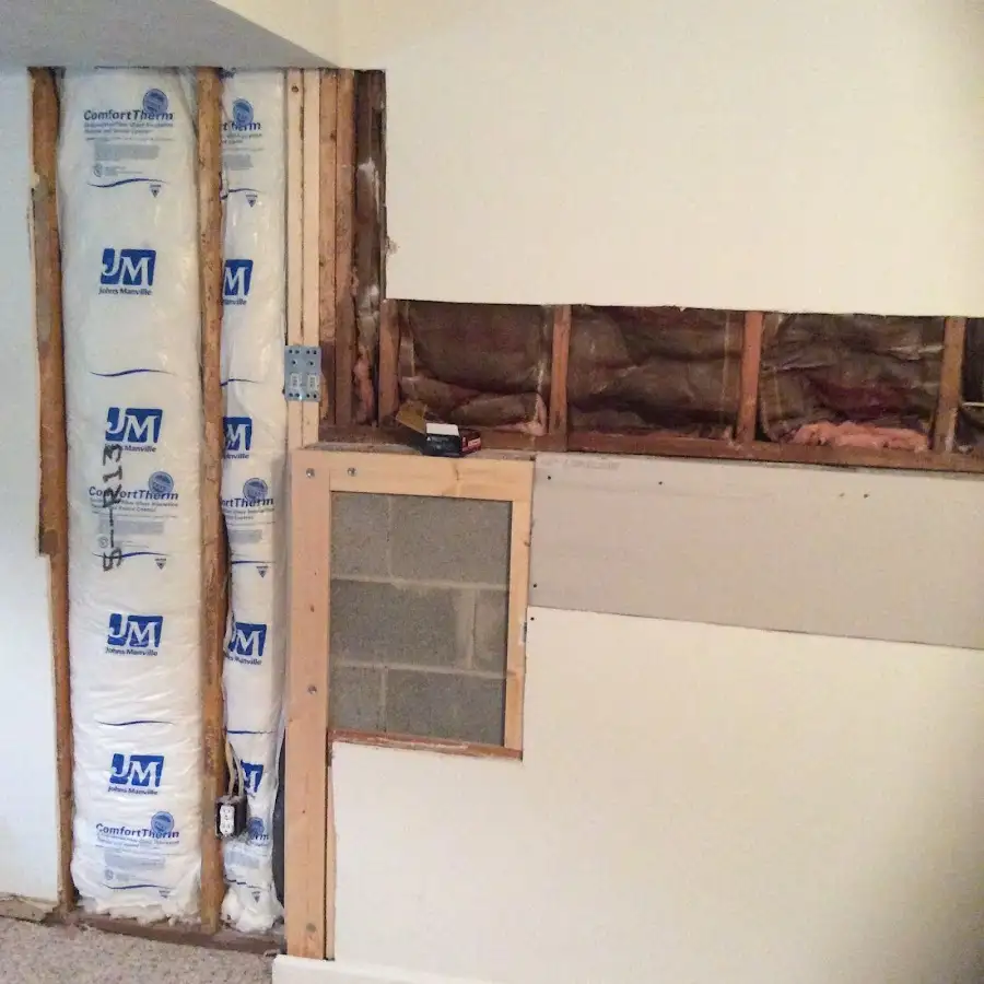 Wall insulation replacement during Structural Drying in Champlin